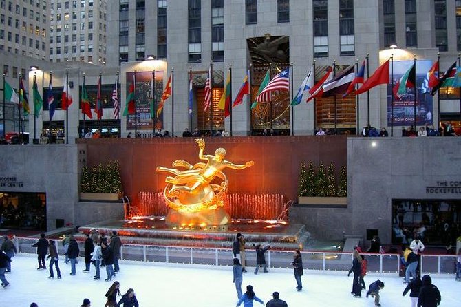 New York Christmas Holiday Small-Group Walking Tour - Radio City Music Hall Quick Stop: Rockettes Without the Ticket