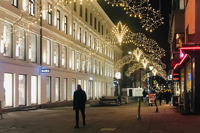 Oslo Christmas walk - Ostbanehallen walk-through: station energy in a holiday glow