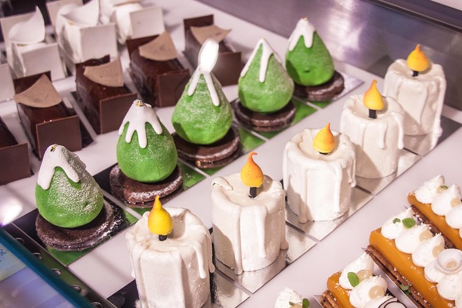 Paris Christmas Gourmet Food Small Group Walking Tour - Where Saint-Germain-des-Prés turns into a holiday stroll