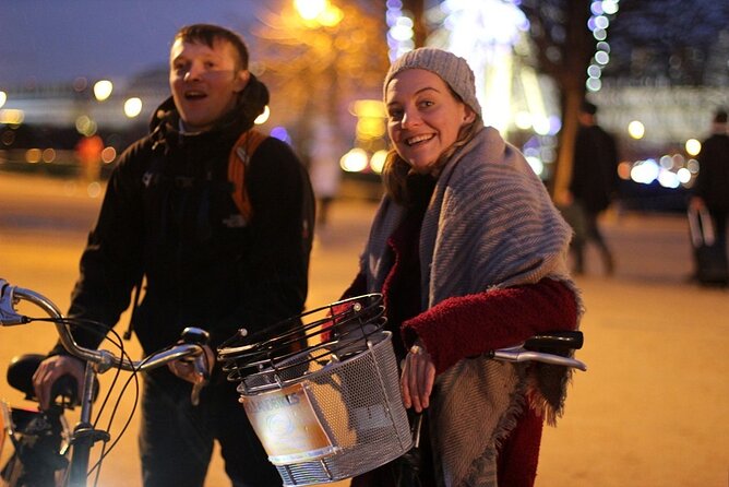 Paris Christmas Guided Bike Tour - Paris after dark by bike: what makes this Christmas route work
