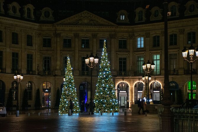 Paris Christmas Lights Small Group Walking Tour with Local Guide - The Guides: Small-Group Energy, Big-Story Details