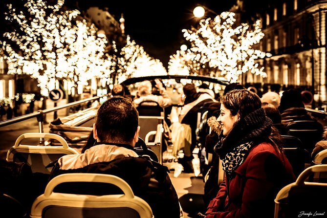 Paris Tootbus Festive Christmas Lights Tour - Dealing With the Real Villain: Cold and Traffic