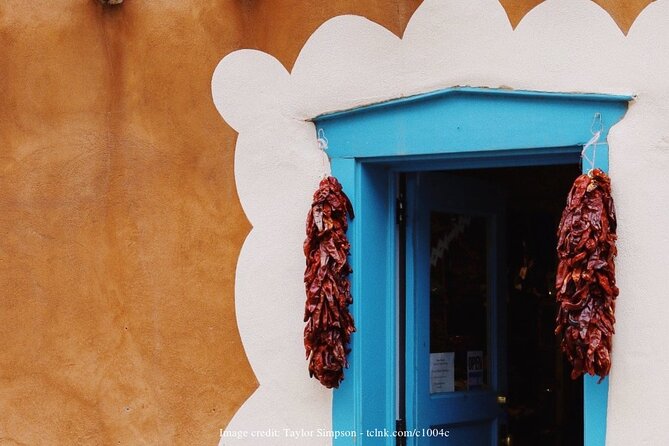 Private 2.5h Walking Tour to Discover Santa Fe - Plaza Cafe Downtown is a smart start point