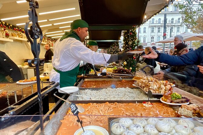 Private Budapest Christmas Market Tour with Chimney Cake & Mulled Wine - Weather reality: you’ll go unless it’s unsafe