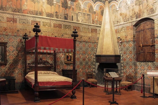 Private Florence Tour of Must-See Sites from Duomo to Santa Croce & Old Bridge - Price and value at about $217.80 per person