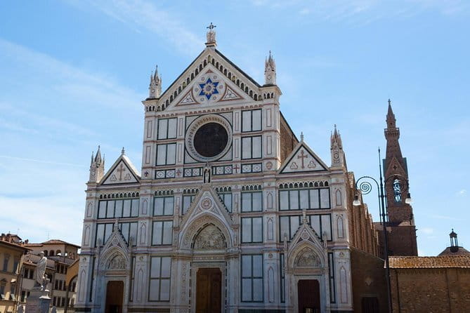 Private Guided Visit Florence's Santa Croce Basilica and Ancient Leather School - Key highlights at Santa Croce and the Leather School