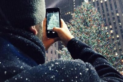 Private New York City Christmas Walking Tour - Rockefeller Center: the tree, the story, and that iconic ice-rink scene