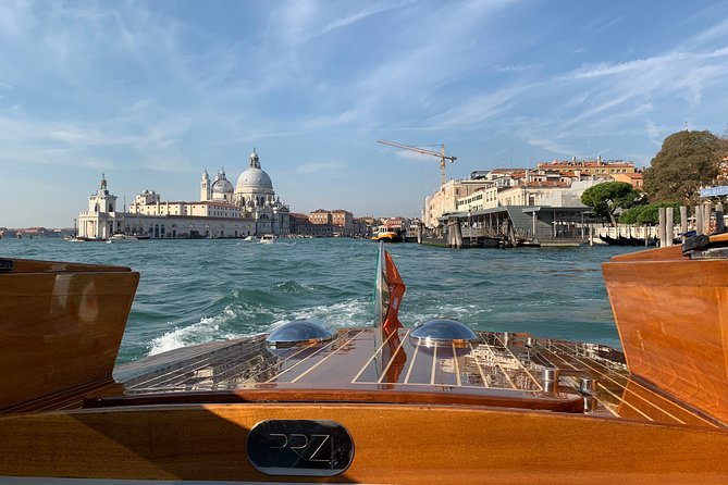 Private Transfer from Santa Lucia train station to Hotel in Venice City Center - Santa Lucia to your hotel: why this transfer is worth paying for