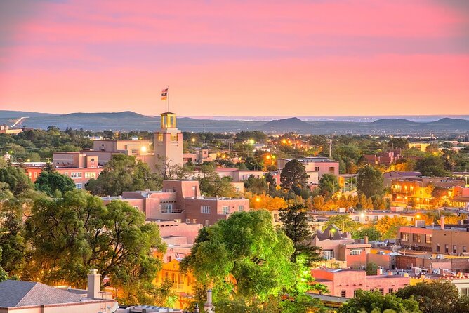 Private Walking Tour of Santa Fe's Beautiful and Historic Sites - Stop 5: Barrio de Analco—17th-century adobe and real neighborhood texture