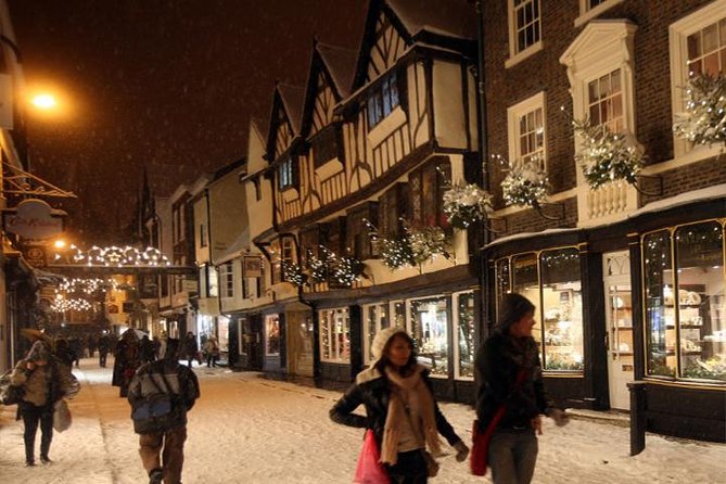 Private York Christmas Walking Tour - Start at Minster Yard: planning your 2-hour Christmas loop