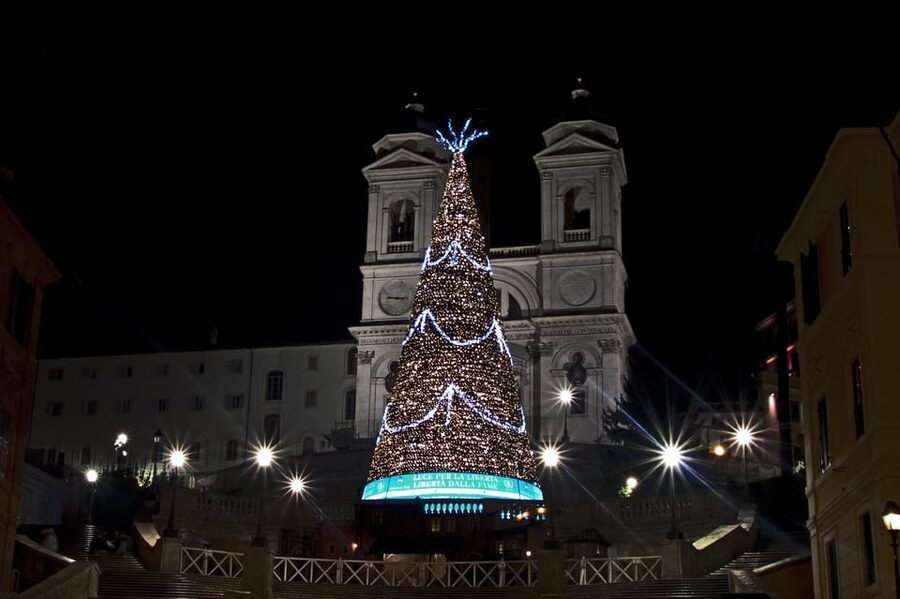 Rome: Christmas Lights Walking Tour - Why a Christmas-lights walk works so well in Rome
