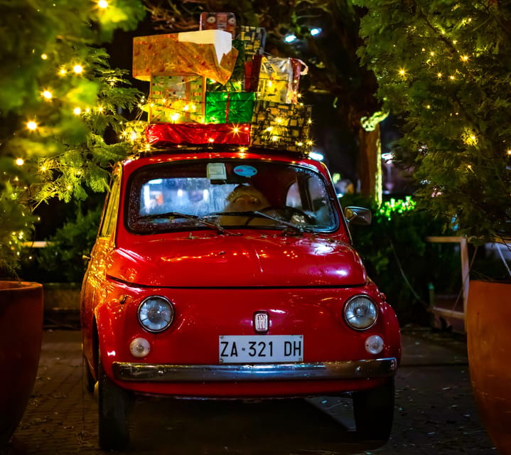 Rome: Christmas Lights Walking Tour - Finishing at St. Peter’s Square and that big Christmas tree moment