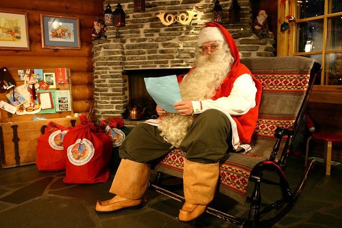 Rovaniemi Guided Tour and Santa Claus Village - Santa Claus Village: Meeting Santa and Sending Santa-Stamped Greetings