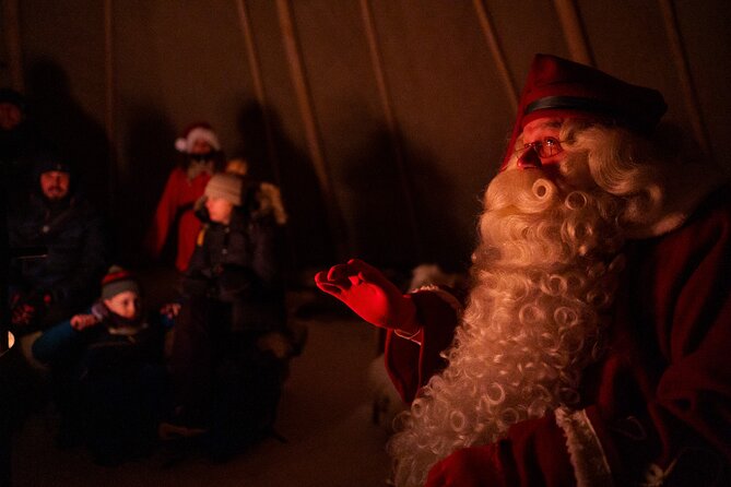 Rovaniemi: Meet Santa Claus & Northern Lights Experience - How the elves set the tone by the fire
