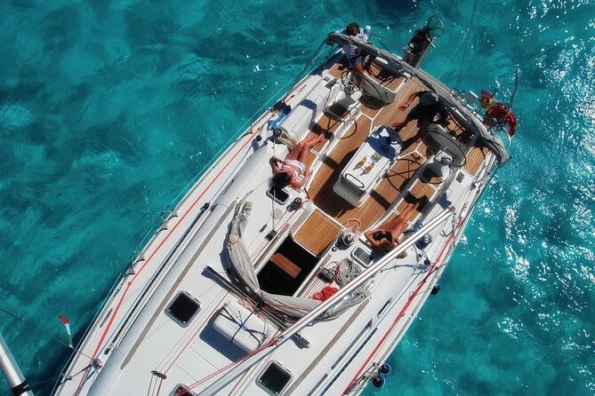 Sailing boat from Santa Teresa di Gallura to the Maddalena Archipelago - Cala Santa Maria: long beach time and west-coast coves