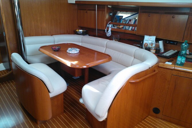 Sailing boat from Santa Teresa di Gallura to the Maddalena Archipelago - Food and drinks on board: where the value really shows