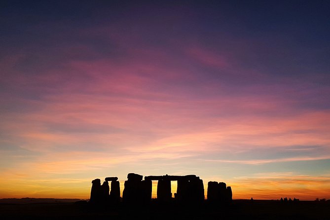 Salisbury, Stonehenge, Bath and Windsor with Christmas Lunch - Christmas lunch: what you’re really paying for on this day