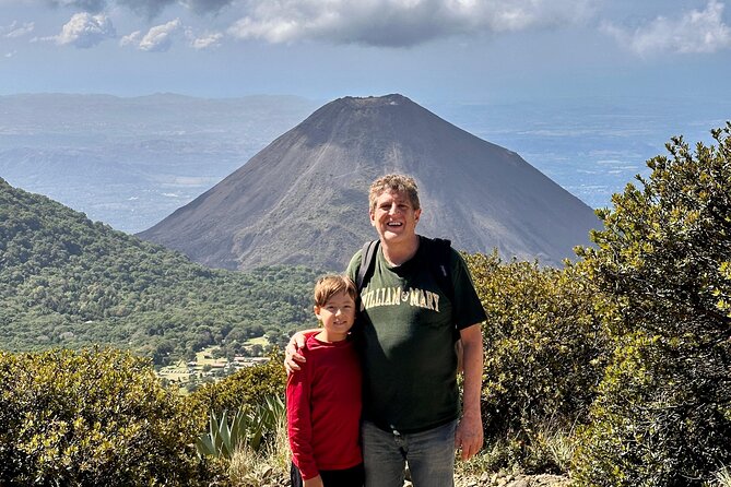 Santa Ana Volcano Tour: Beat the Crowds on an Early Morning Hike! - Getting there without stress: pickup, driving, and timing