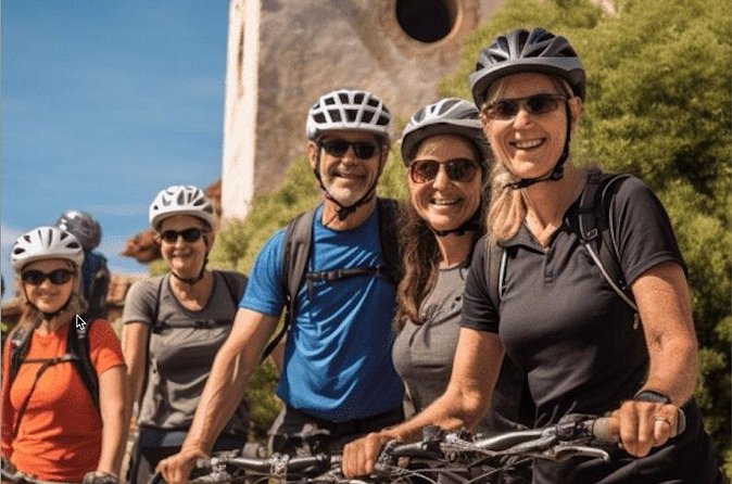 Santa Barbara Taco Tour on E-Bikes - Stop 2: East Beach Tacos for a coastal break between bites