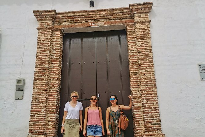 Santa Fe de Antioquia & Colonial Bridge Private Bilingual Guide - Sopetrán Option: A Private 15-Minute Hot Air Balloon Add-On