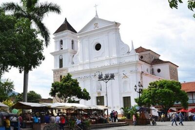 Santa Fe de Antioquia Tour with Western Bridge Visit - Getting picked up in Medellín without the stress