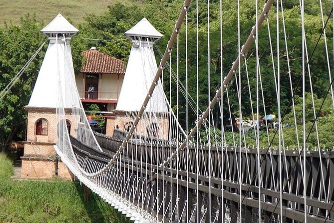 Santa Fe de Antioquia Tour with Western Bridge Visit - Filigrana workshops: craft culture without the hard sell