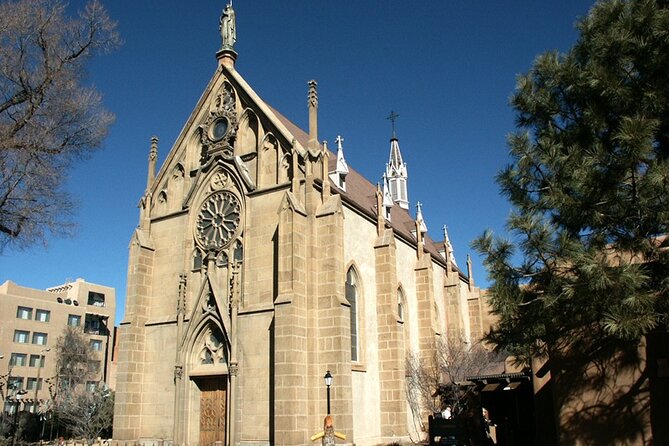 Santa Fe Historic Downtown Smart Phone Audio App Self Guided GPS Walking Tour - Navigating the WalknTours app and GPS directions