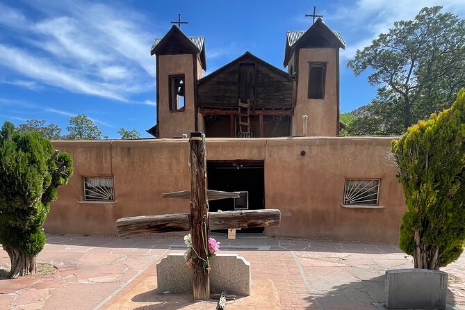 Santa Fe to Chimayo and Taos Pueblo Driving Tour - Lunch in Taos: included, but flexible by group