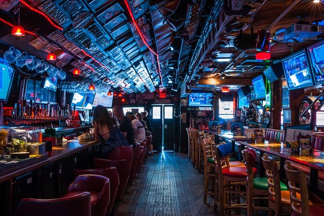 Santa Monica Bar & Club Crawl - Who should book this Santa Monica bar and club crawl?
