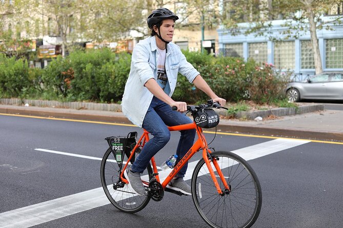 Santa Monica Electric Bike Rentals - Santa Monica to Marina del Rey: ocean breeze and photo-friendly pacing