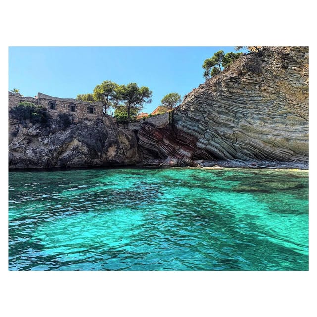 Santa Ponsa: Private Boat Rental with Driving Instructions - The 2-hour game plan: briefing, map, then real time on the water