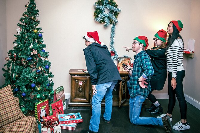 Saving Christmas Escape Room in Chattanooga - Who Should Book Saving Christmas Escape Room in Chattanooga?