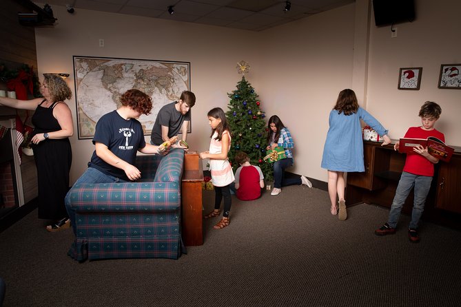 Saving Christmas Escape Room in Chattanooga - Inside the Room: From Clues to Santa’s Flight Plan