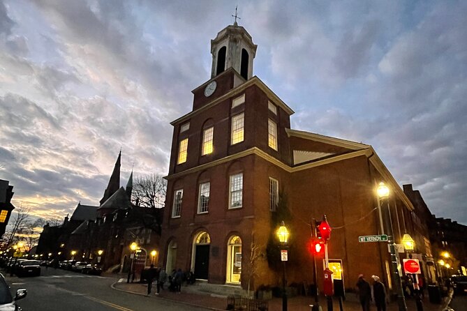Self-Guided Boston Christmas Tour - Stop 2: Pinckney Street, Christmas Authors, and One of Boston’s Most Photographed Streets