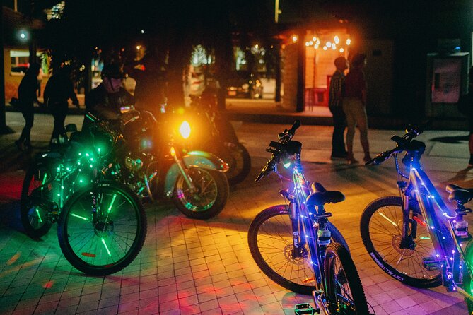 Semi-Private Christmas Edition Twilight Glow E-Bike Oranjestad - The semi-private size (max 8) changes everything