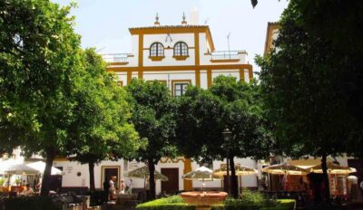 Seville: Santa Cruz Old Jewish Quarter Walking Tour - Murillo’s Streets, Orange-Tree Squares, and the Smell of Seville