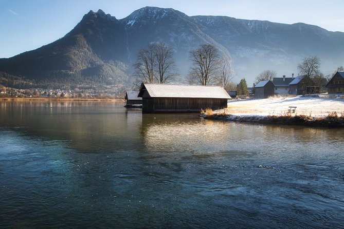 Small-Group Christmas Day Trip to Hallstatt from Vienna - St. Gilgen Mozartplatz: a small-town Christmas market break