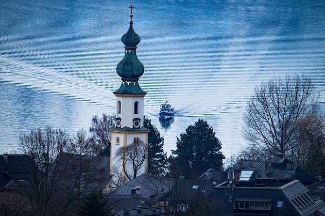 Small-Group Christmas Day Trip to Hallstatt from Vienna - Mondsee film stops: Basilica St. Michael and Moon Lake photos