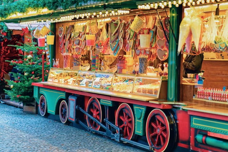 Stockholm: Christmas Market Magic Walking Tour with a Local - Price and Group Size: Is $128 Worth It?