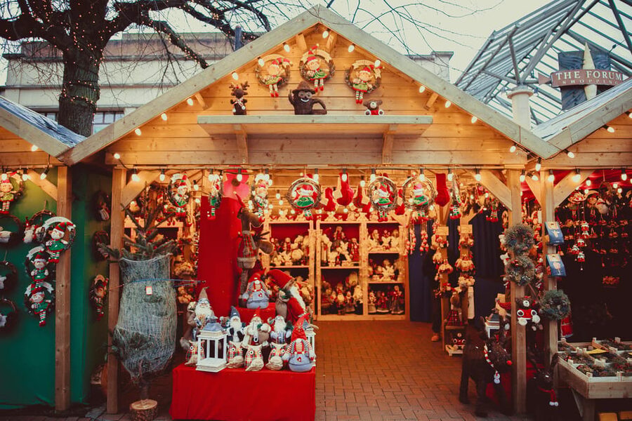 Stockholm: Christmas Markets & Lights Guided Walking Tour - From Nobel Museum to Old Town: an easy winter start