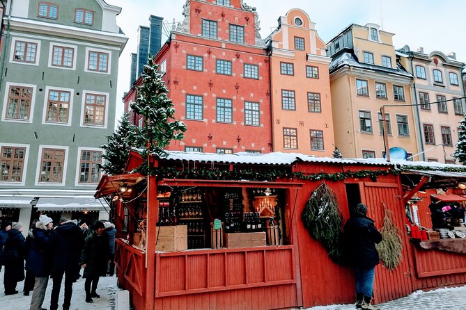 Stockholm Christmas Tour and Food Tasting Experience - Stop 5: Nybroplan and the Moose Family Lights