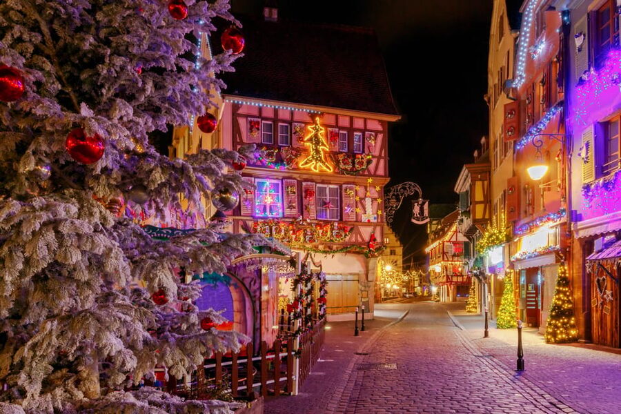 Strasbourg 7-Hour Christmas Markets Tour - Timing strategy: how to shop and still enjoy the lights