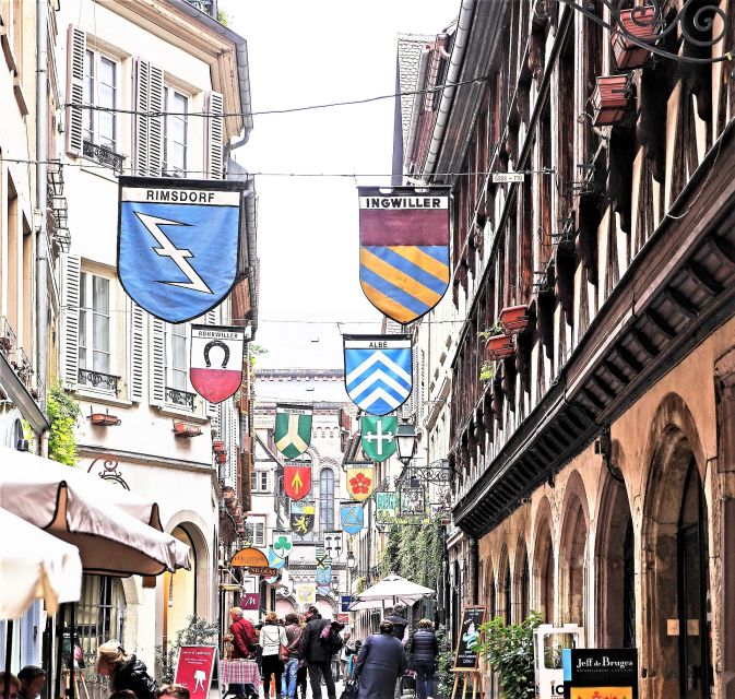 Strasbourg Christmas Market tour - Tasting Hot Wine, Pretzels, and Kugelhopf Without Overpaying