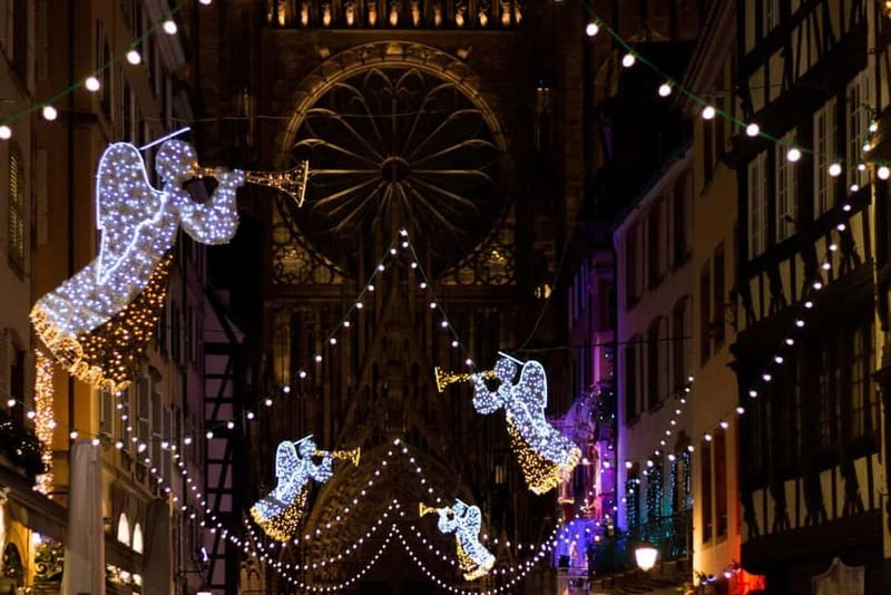 Strasbourg Christmas market tour and culinary city tour with tastings - Warm Drinks: Mulled Wine, Apple Juice, and Christmas Beer