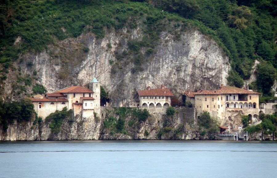 Stresa: Private Cruise to Santa Caterina del Sasso - Getting the Best Views: Simple Photo and Comfort Tips