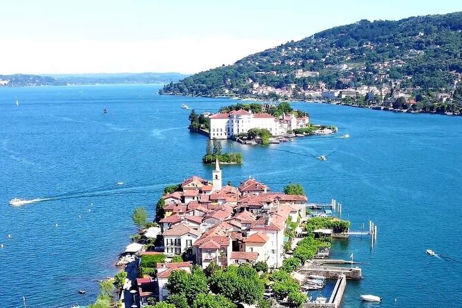 Stresa: Private Cruise to Verbania or Santa Caterina del Sasso - Stop in Pallanza (Verbania): what this break adds to the islands