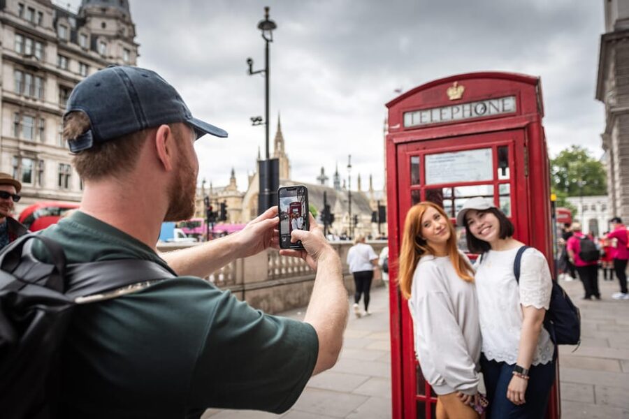 Top London Sights Tour - Christmas Day Special! - Should you book the Top London Sights Tour on Christmas Day?