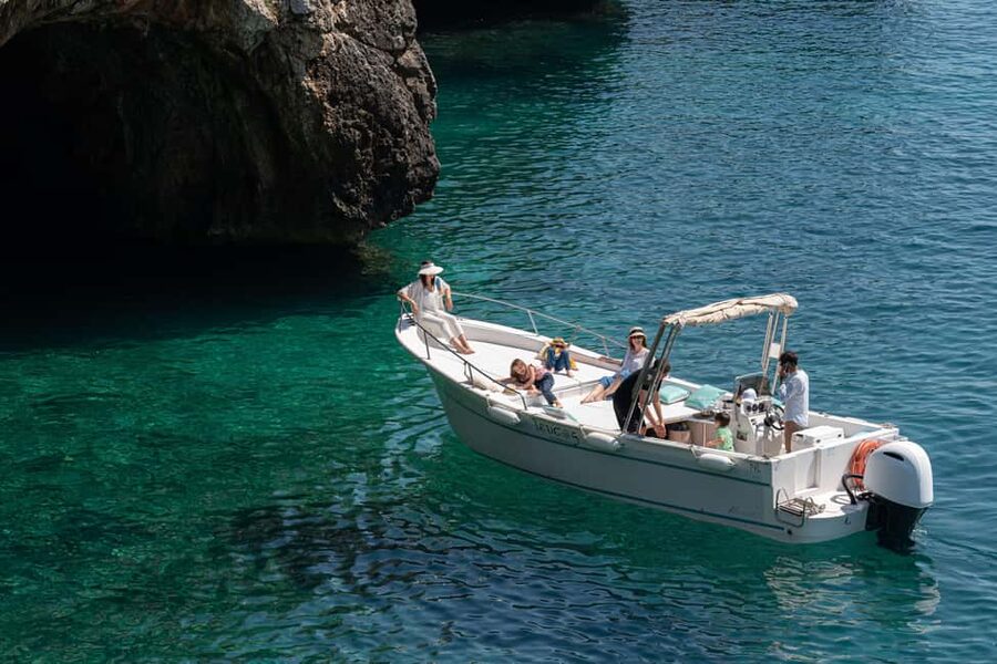Tour alle Grotte di Santa Maria di Leuca 3 Ore - The Flow of the 3 Hours: What Your Day Feels Like