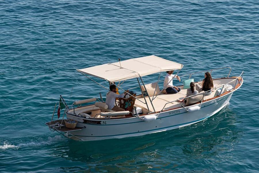 Tour alle Grotte di Santa Maria di Leuca 3 Ore - Swim and Snorkel Breaks: Short Water Time, Real Control