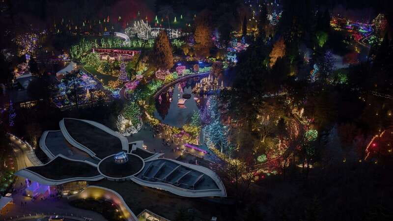 Vancouver: Christmas Lights Karaoke Trolley Tour - VanDusen Festival of Lights: The Stop That Often Makes the Ticket Worth It